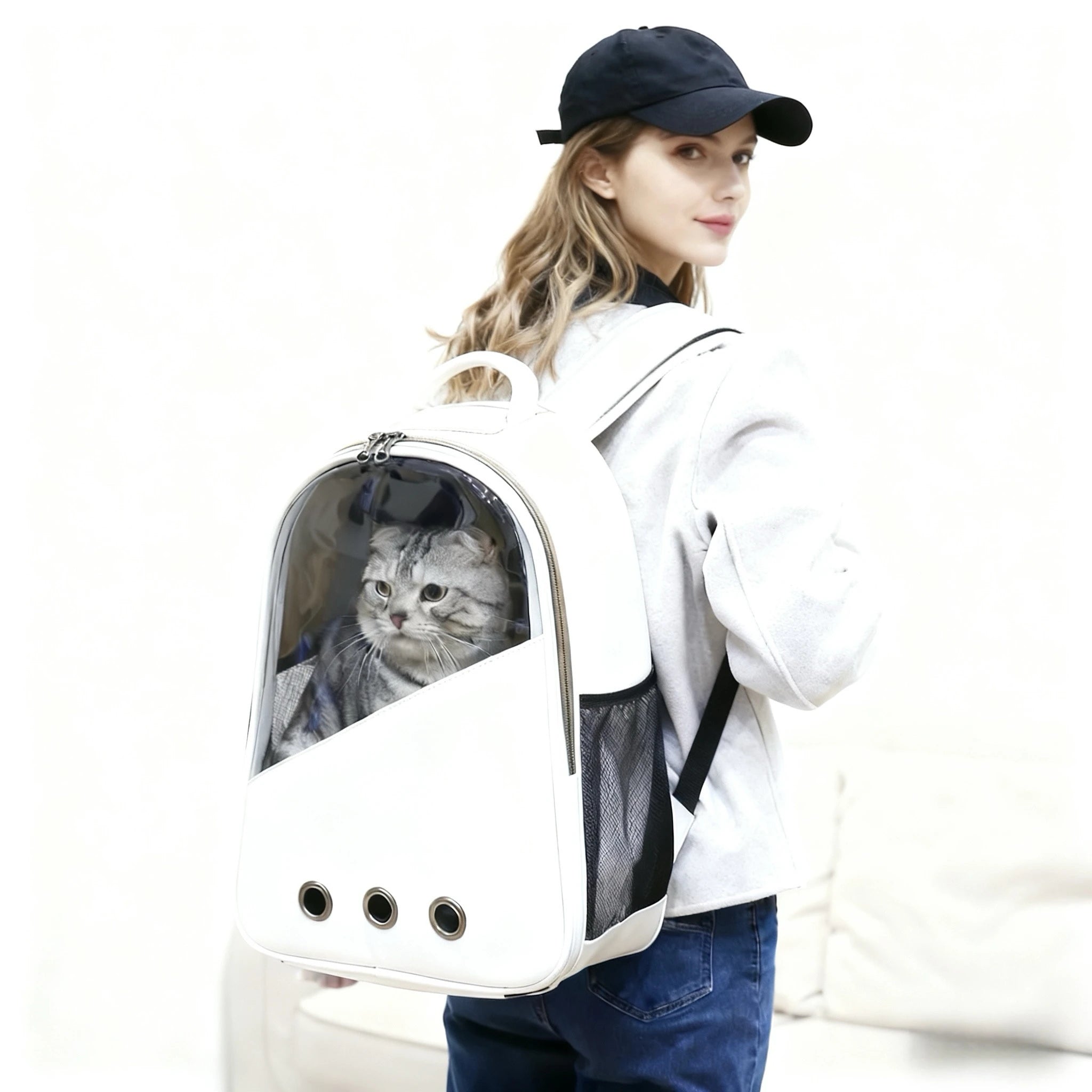 Bolso de transporte transparente para gatos. Diseño minimalista y transpirable